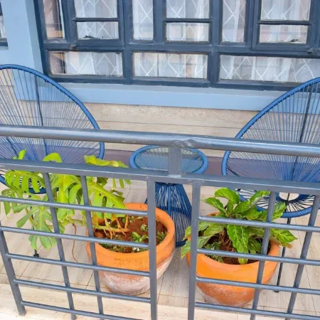 Ilala House, Voi - Spacious 2 Bed, 2 Bath with parking,  7 mins to Tsavo East