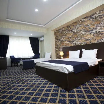 クリスタル ナシミ ホテル Monument to Richard Sorge周辺のホテル