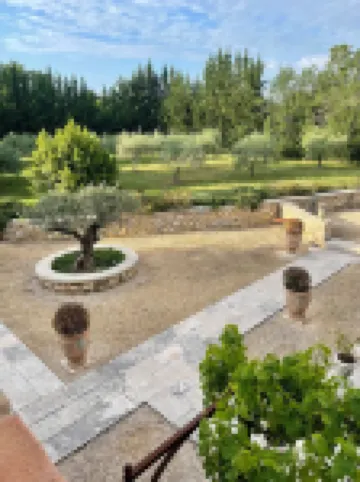 Charming 4-person gîte in a magnificent setting! With friends or family.