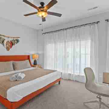 #StokeHotel: Boho Outdoorsy Vibes, Paddleboards, Kayak, Dog Park Rooms