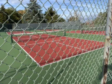 Adorable Gingerbread Style cabin in gorgeous amenity filled lake/pool community