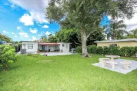 Cozy 1BR Apartment in Miami - WiFi, AC, Near Coconut Grove & Beaches