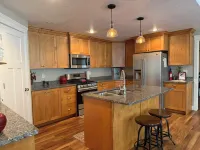All One Level Basement Unit Large Great Room Kitchen 3 bed 2 baths