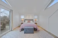 Green Destiny! 7min to DT Cincy, Pool & Hot tub Hotels in Ludlow