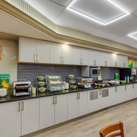 Quality Inn & Suites