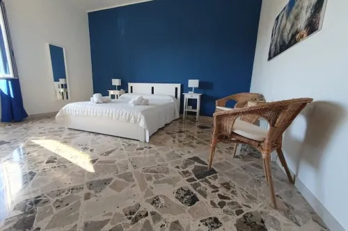 Casa Blu Marino