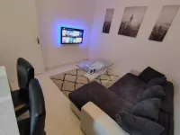 GO TO LUX Whole apartment [Free parking] . Hôtels à : Algrange