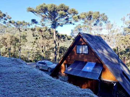 Chalé Canto das Montanhas: complete, full of nature, tranquility and comfort.