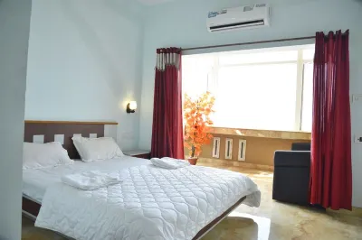 Cherai Blue Lagoons Villa, Natural pool,Pond,Lake side, Outdoor sports area Cherai Beach View Point附近的飯店