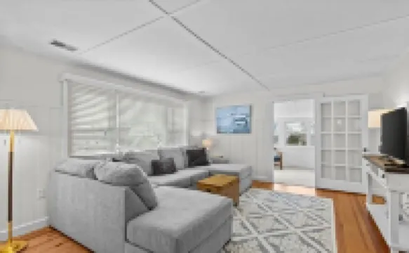 Normandy Beach Getaway! Spacious 2-Family Home. Perfect for Families & Friends