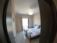 Apartments Polonia Saranda with free parking close to Ksamil and best beaches Hotels in 