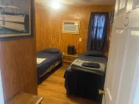 Spacious 5-bedroom lodge in brilliant Delacroix with AC, WiFi