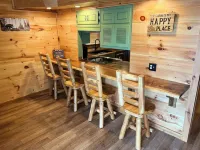 Your rustic lakeside retreat awaits at Goldens on the Lake!