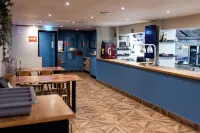 Abbey Court Hostel - Bares