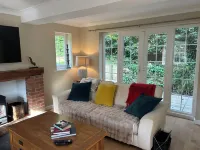 A cosy 3 bed cottage in the Kentish countryside! Các khách sạn ở Tonbridge