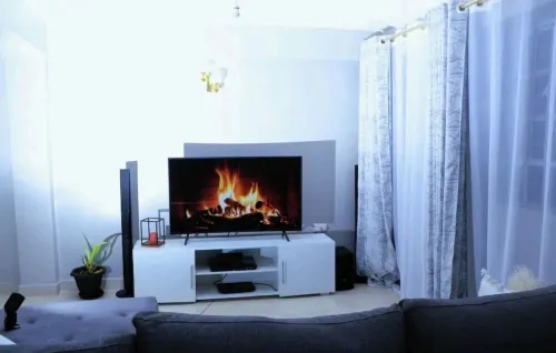 Lovely 3 bedroom apartment, with wifi , free parking and Netflix Hotels in Kisii