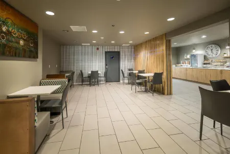 Microtel Inn & Suites by Wyndham Cheyenne Отели рядом с Аэропорт Шайенн