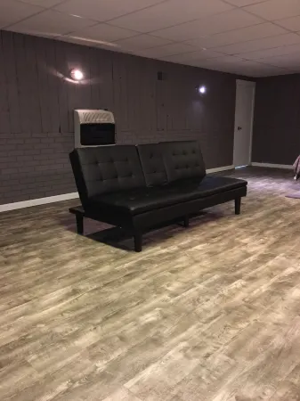 Charming studio with AC and WiFi in delightful Oakmont. Отели рядом с достопримечательностью «Fox Chapel Golf Club»