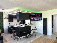 "ALEXA BOOK VACATION HOME" Hotels in Lynwood