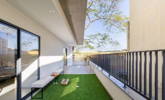 Fully Equipped Apartments Just a few Steps From the Botanical Garden in Curitiba - EBI