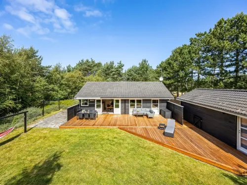 "Filimena" - 350m from the Sea - Homestays