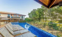 2 Suite Apartment in Condo with Pool Eko0008