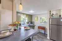 Tristian Suite Walk to Main Street