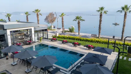 Roseira Mar-Inn Luxury