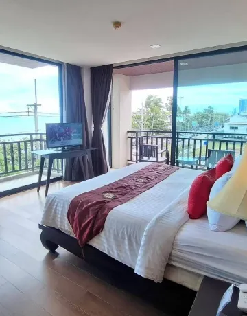 - ห้องสวีทสำหรับครอบครัวแบบสองห้องนอน