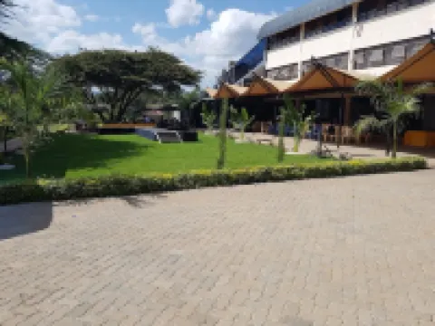 Lysak Haven Park Hotel