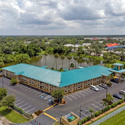 Quality Inn Bradenton North I-75 Hotels near Buffalo Creek Park
