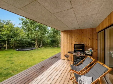 "Liutulf" - 350m to the Fjord