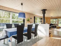 8 person holiday home in Blokhus-By Traum