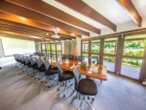 タノア ツシタラ ホテル アピアのホテル