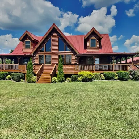 Pinnacle Place by Jackson Mountain Rentals