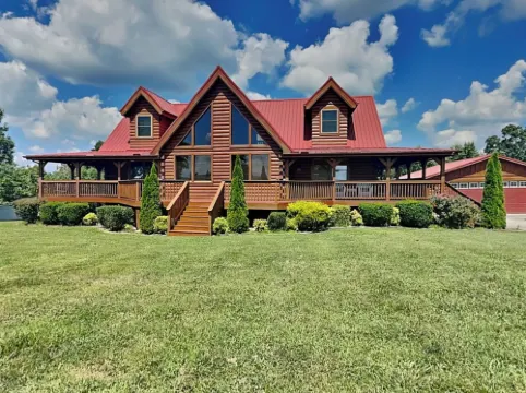 Pinnacle Place by Jackson Mountain Rentals