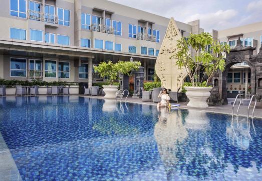 Grand Mercure Yogyakarta Over view