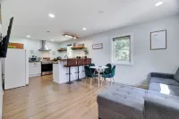 Cozy 2-bedroom apartment Tannersville Minutes from Camelback Mountain - Poconos Hotel a Tannersville