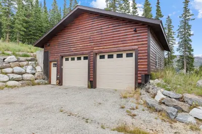 AMAZING MTN VIEWS!Hot Tub!Pets!Game Room!Sauna!Fitness Equipment!Near Trails! Hotels near Quandary Peak Trailhead