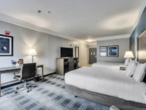 Platinum Inn & Suites Webster Hotels in Webster