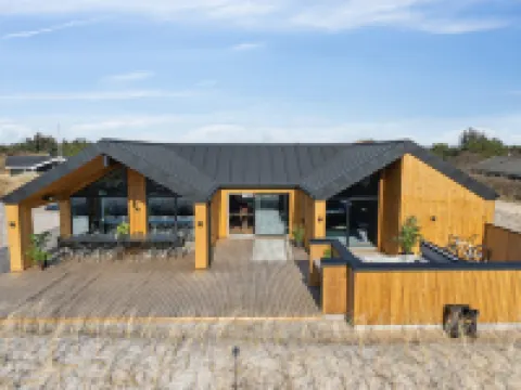 5 star holiday home in Henne Beach