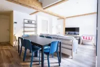 Apartment Comfortable in the Centre of Pau: Parking, AC... Hotels in Pau