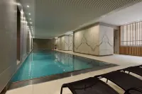 Martin's All Suites - Pools
