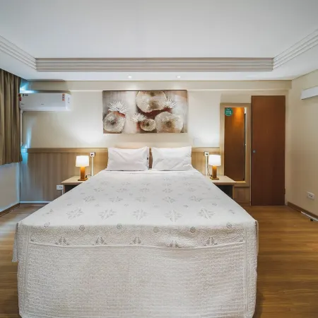 Hotel Golden Park Curitiba by Nacional Inn