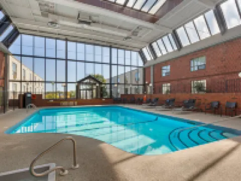 Quality Inn & Conference Centre Hoteles en Midland