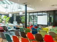 Citizenm Rotterdam Hoteles cerca de Complejo Empresarial y Comercial Markthal Rotterdam