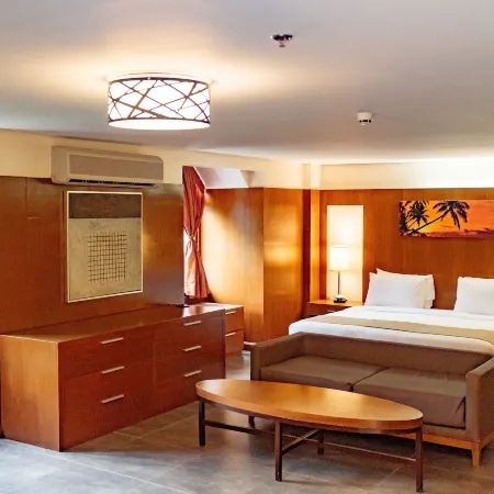 Crown Regency Beach Resort