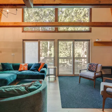 Charming Pinecrest Cabin w/ Private Deck