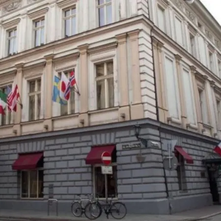 Grand Hotel Отели рядом с достопримечательностью «Галерея Яна Фейкиля»