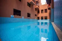 Hôtel les Ambassadeurs - Pools